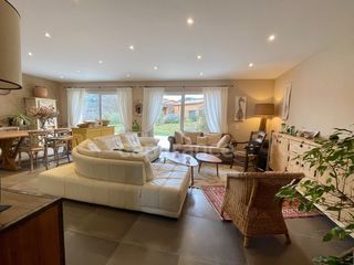  Maison � vendre 10 pi�ces 308 m�