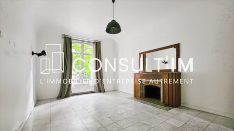 Au pied de la la place d'Al&eacute;sia 13275 75014 Paris