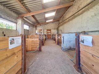  Maison � vendre 10 pi�ces 220 m�