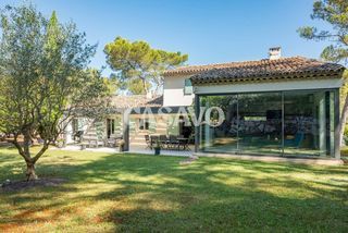  Propri�t�/ch�teau � vendre 7 pi�ces 230 m�