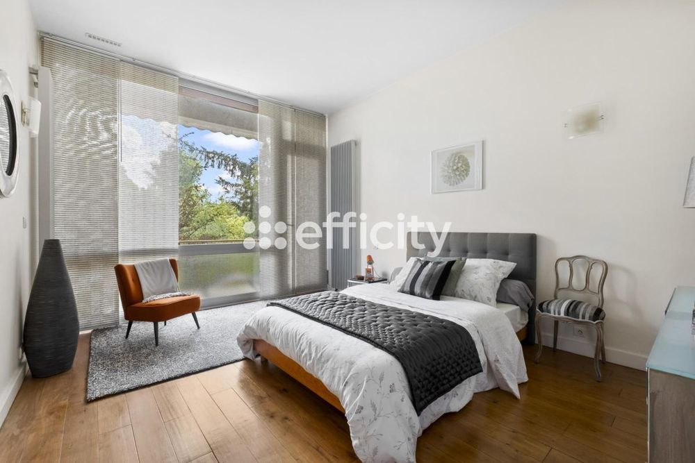 � vendre  Villa La Celle-Saint-Cloud (78170)