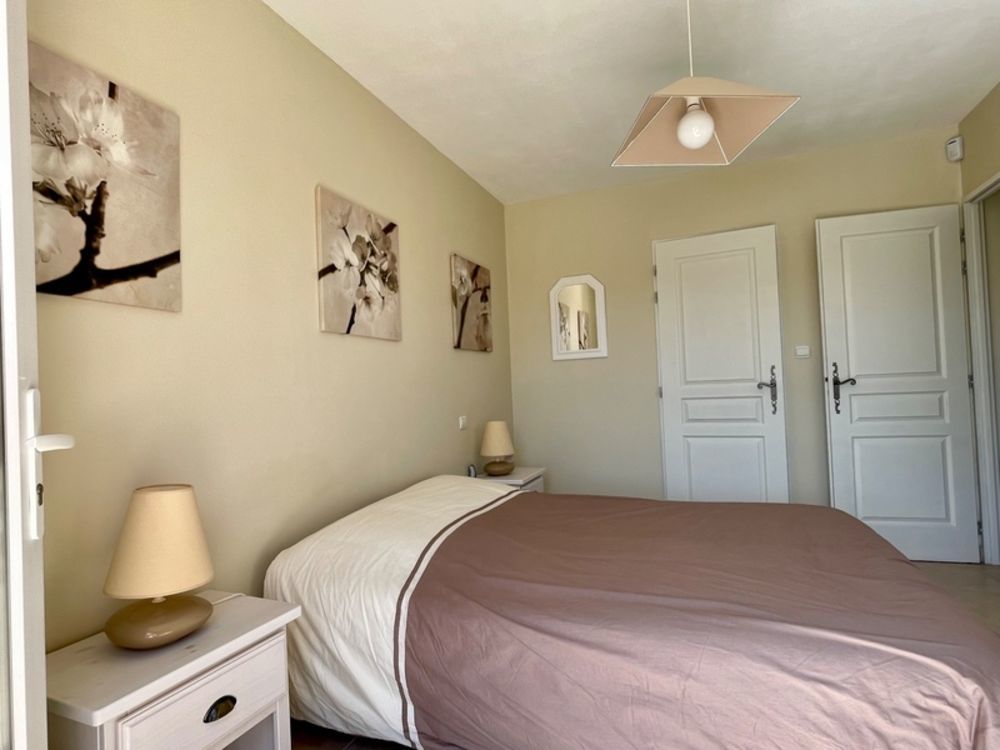 � vendre  Villa Lauris (84360)