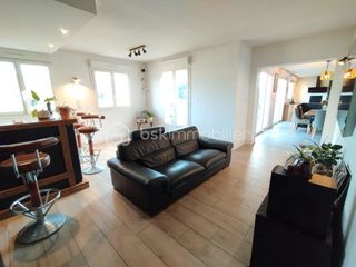  Propri�t�/ch�teau � vendre 8 pi�ces 181 m�