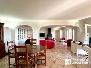  Maison � vendre 6 pi�ces 214 m�