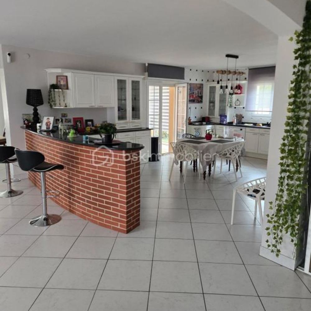 � vendre  Propri�t�/ch�teau Saint-Alban (31140)