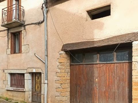   ? EXCLUSIVIT� � Maison mitoyenne � fort potentiel de 229 m� sur 3 niveaux avec garage � Selli�res Maison - 4 pi�ce(s) - 111 m�