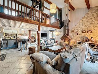  Villa � vendre 8 pi�ces 160 m�