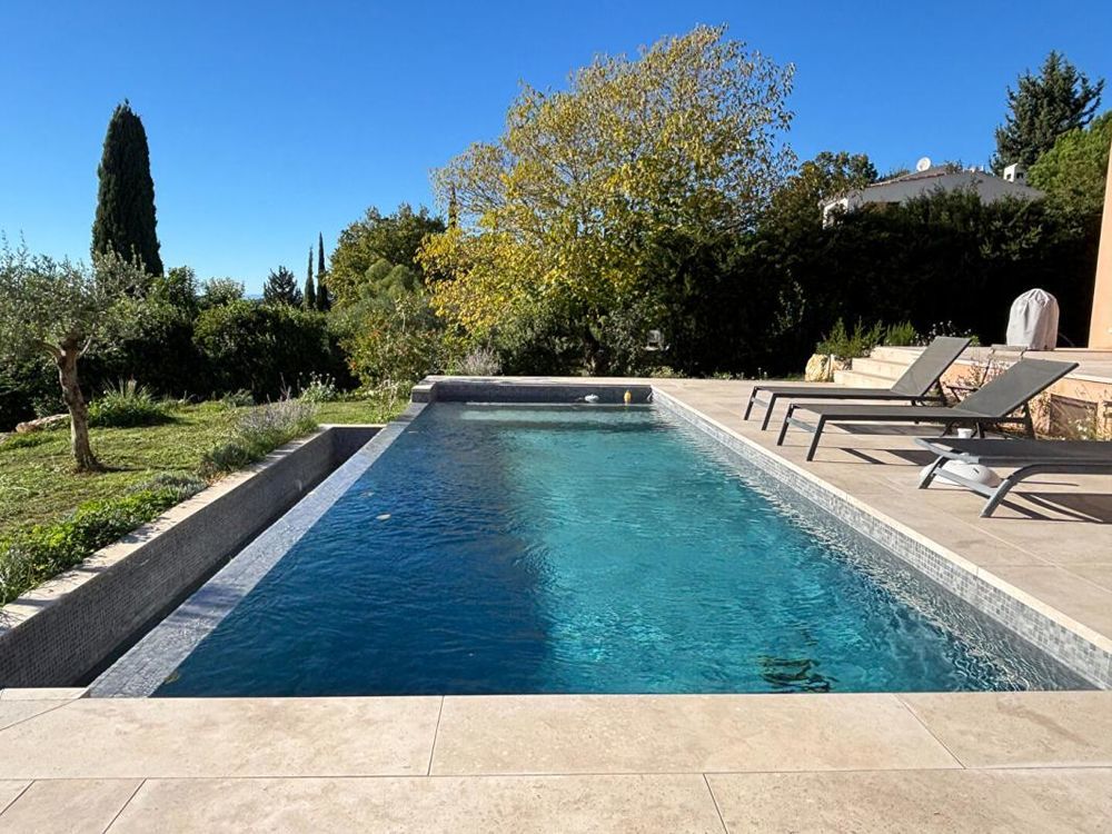 � vendre  Villa Uz�s (30700)