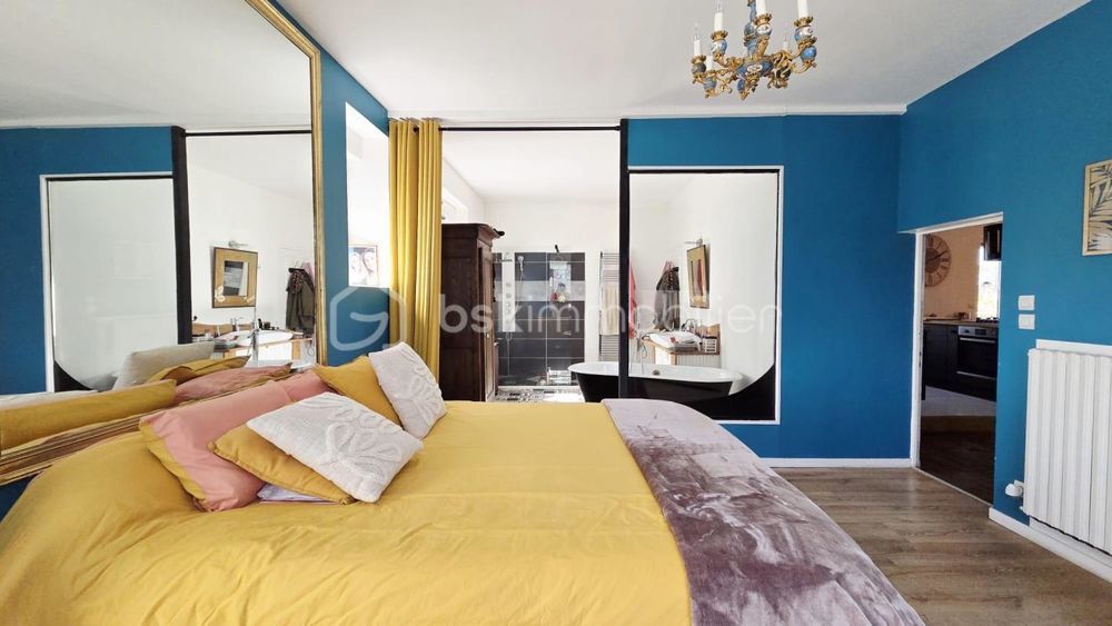 � vendre  Propri�t�/ch�teau Beauvoir (50170)