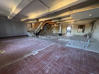  Maison � vendre 2 pi�ces 300 m�