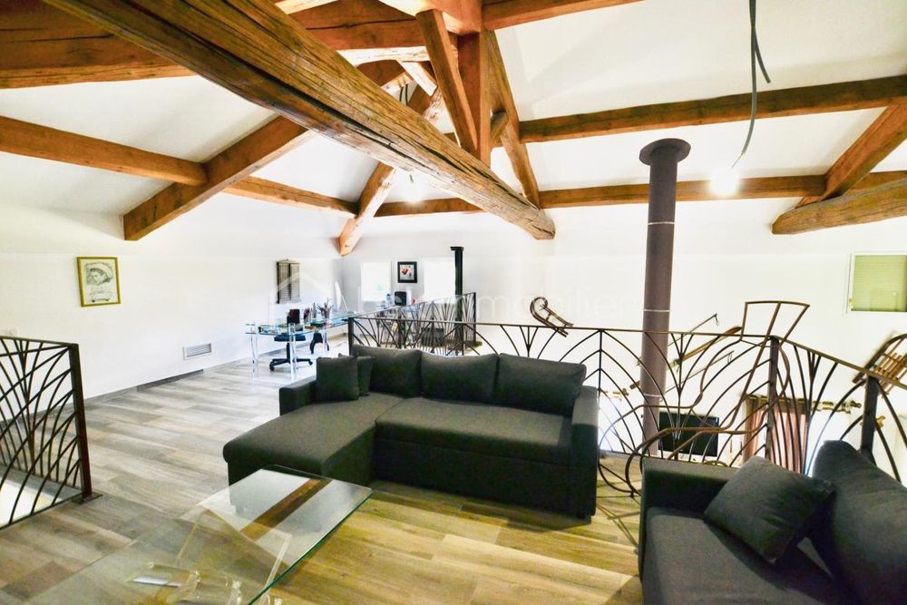 � vendre  Propri�t�/ch�teau La Verdi�re (83560)