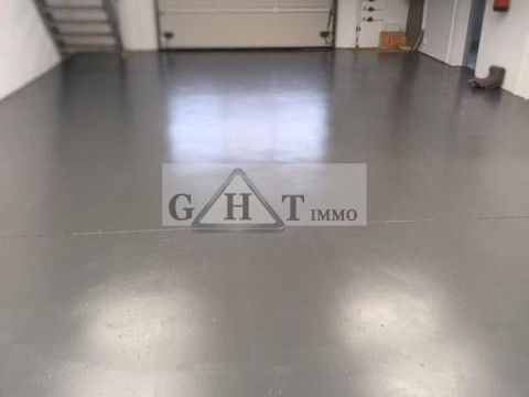 ENTREPOT A LOUER  LE VAL  153 M² 1700 83143 Le val