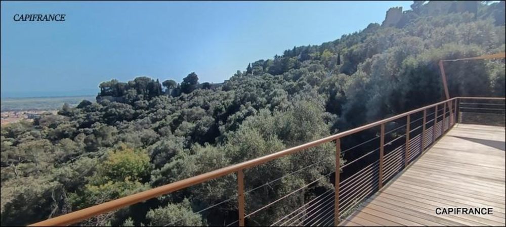 � vendre  Maison Hy�res (83400)