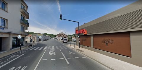 PERIGUEUX  Local de 320 m&sup2; -  Quartier des affaires 1900 24000 Perigueux