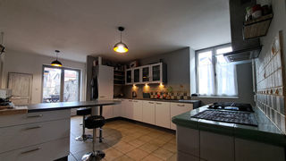  Maison � vendre 8 pi�ces 232 m�