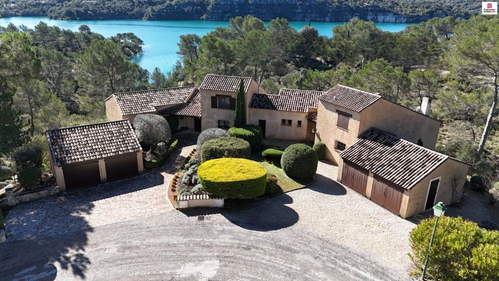� vendre  Maison Esparron-de-Verdon (04800)