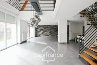  Maison � vendre 6 pi�ces 230 m�