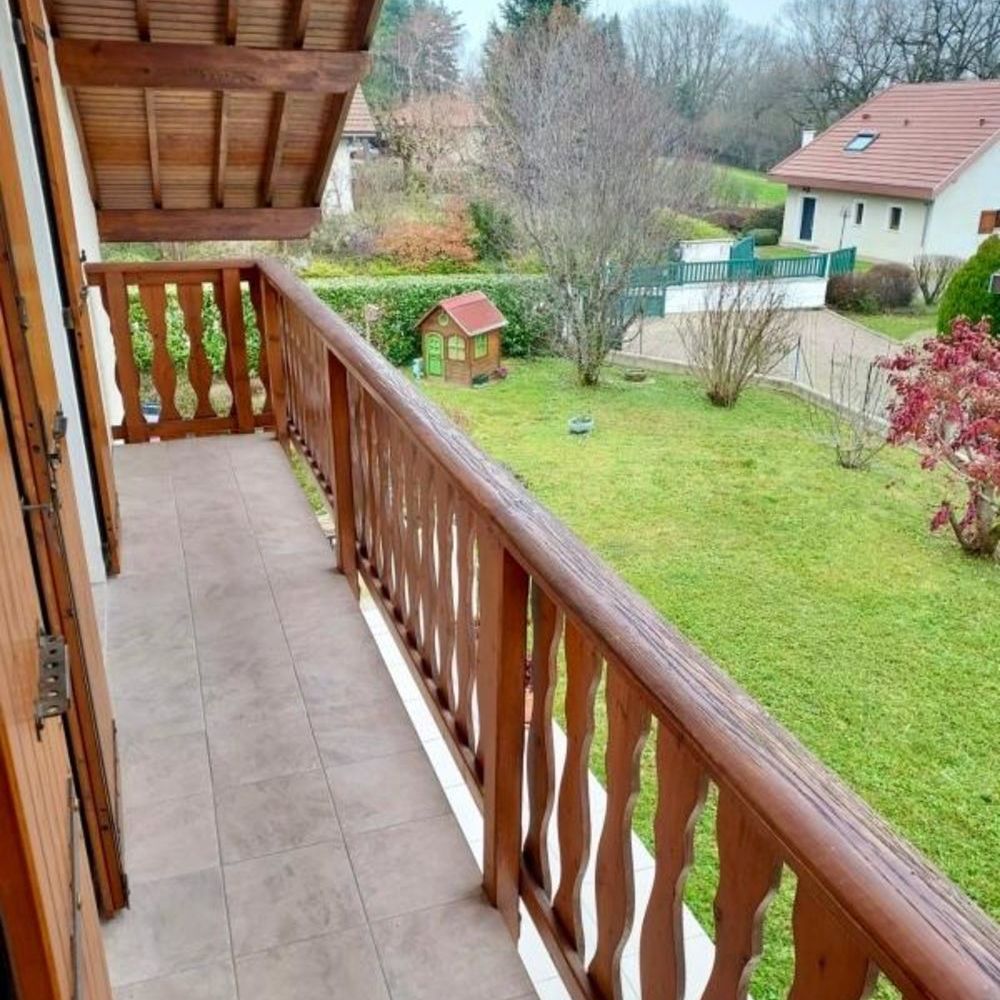 � vendre  Maison Chevry (01170)