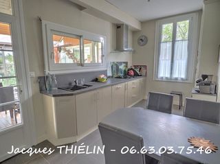  Maison � vendre 8 pi�ces 198 m�