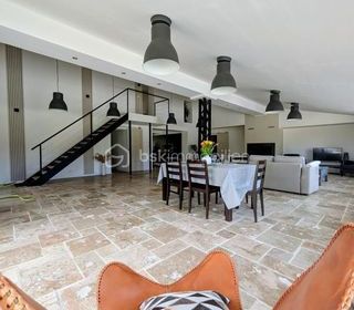  Maison � vendre 8 pi�ces 302 m�