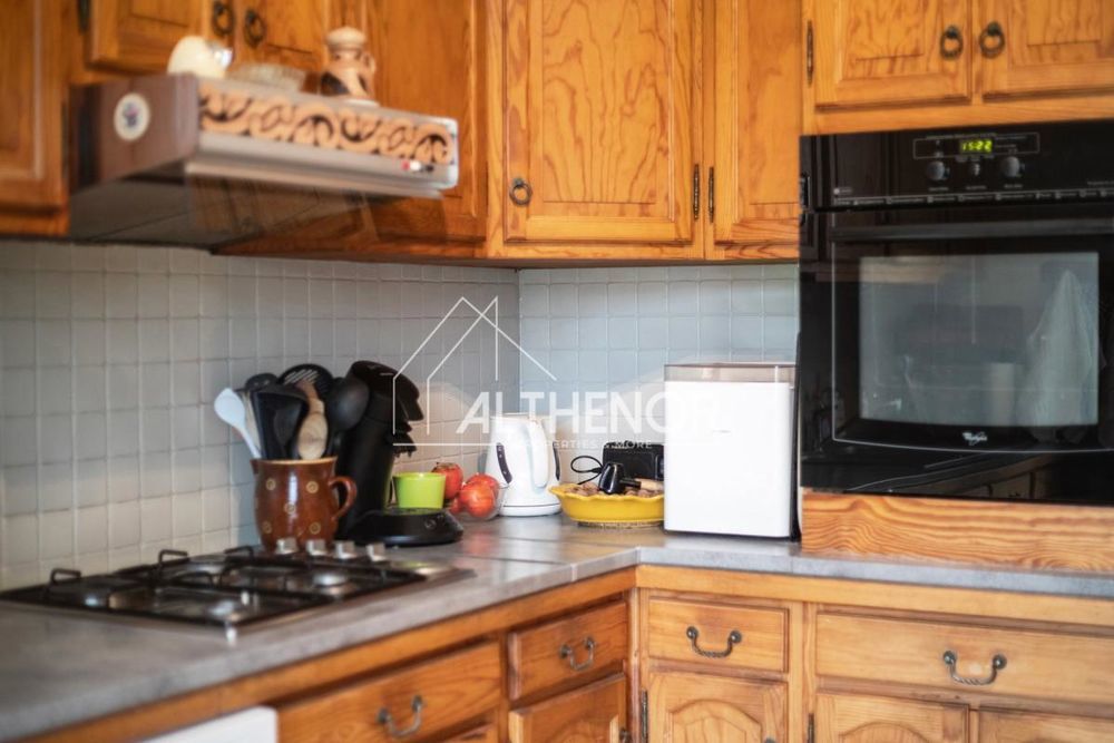 � vendre  Propri�t�/ch�teau Seynod (74600)