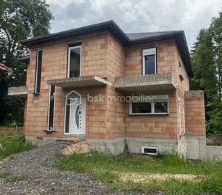  Maison � vendre 5 pi�ces 195 m�