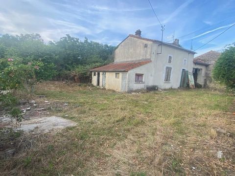   Maison de 70 m2 � r�nover, 5 mn de Mansle-les-Fontaines Maison - 4 pi�ce(s) - 70 m�