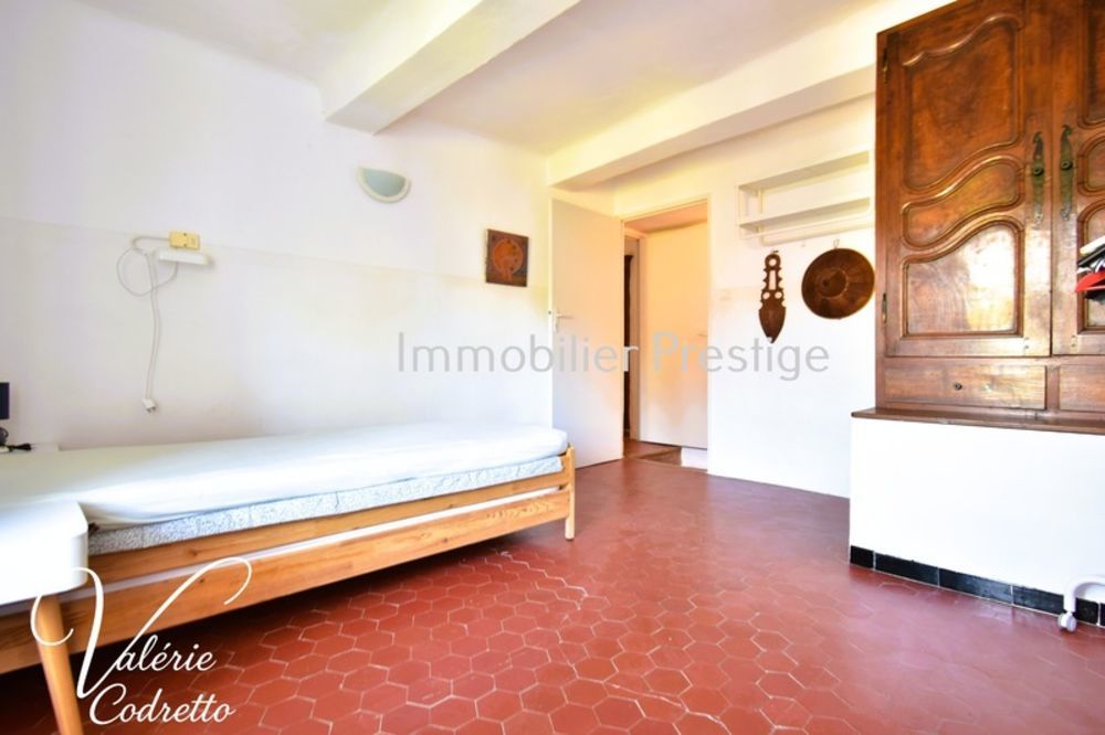 � vendre  Villa Salernes (83690)