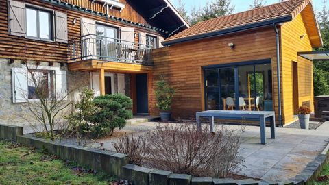   En exclusivit� Saint Genest Malifaux 42660 maison type chalet expos� Sud enti�rement r�nov� entre 2016 et 2017 plus extension de Maison - 5 pi�ce(s) - 150 m�