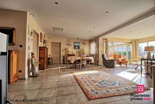  Maison � vendre 6 pi�ces 195 m�