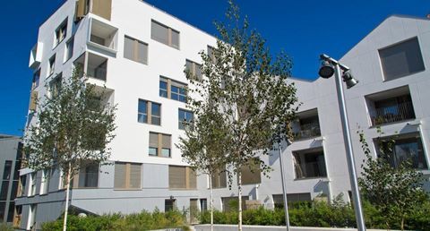   T2 avec parking et loggia � BORDEAUX Appartement - 2 pi�ce(s) - 48 m�