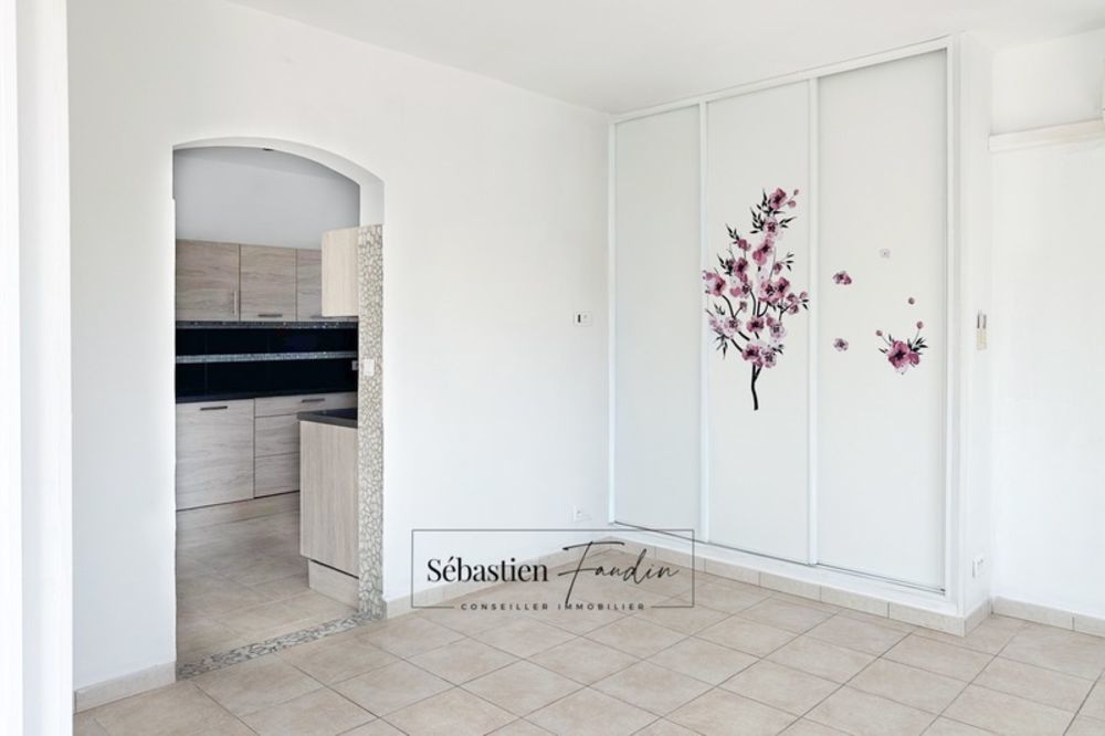 � vendre  Maison Bouc-Bel-Air (13320)