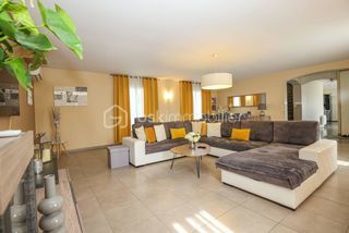  Villa � vendre 6 pi�ces 165 m�