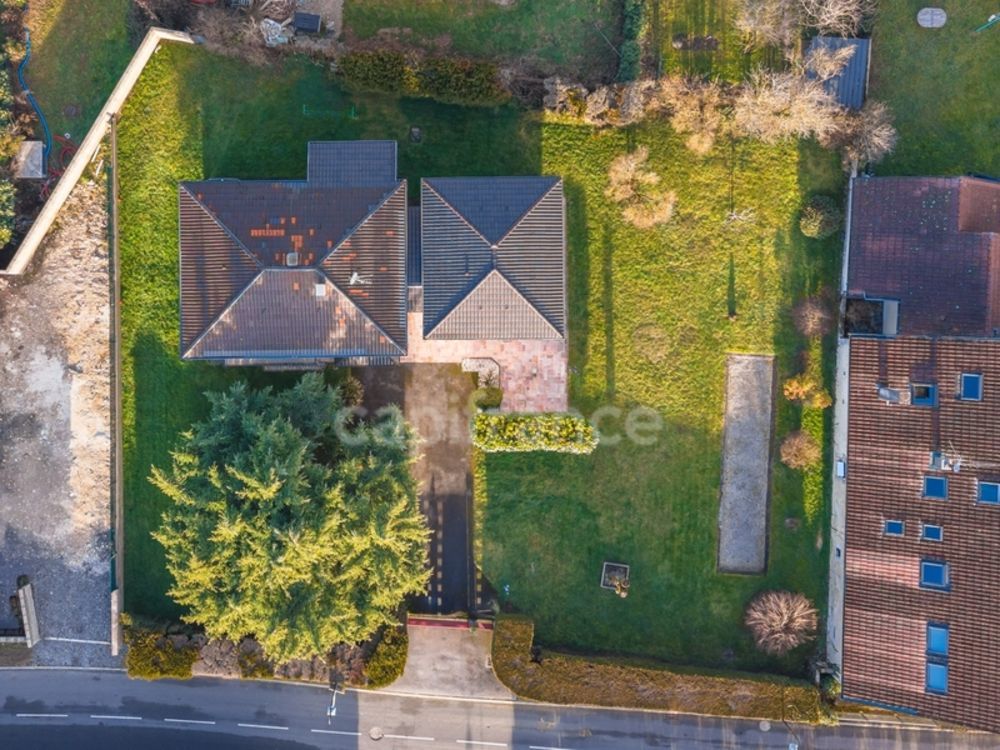 � vendre  Maison Crozet (01170)