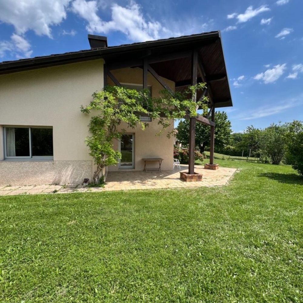 � vendre  Maison Divonne-les-Bains (01220)