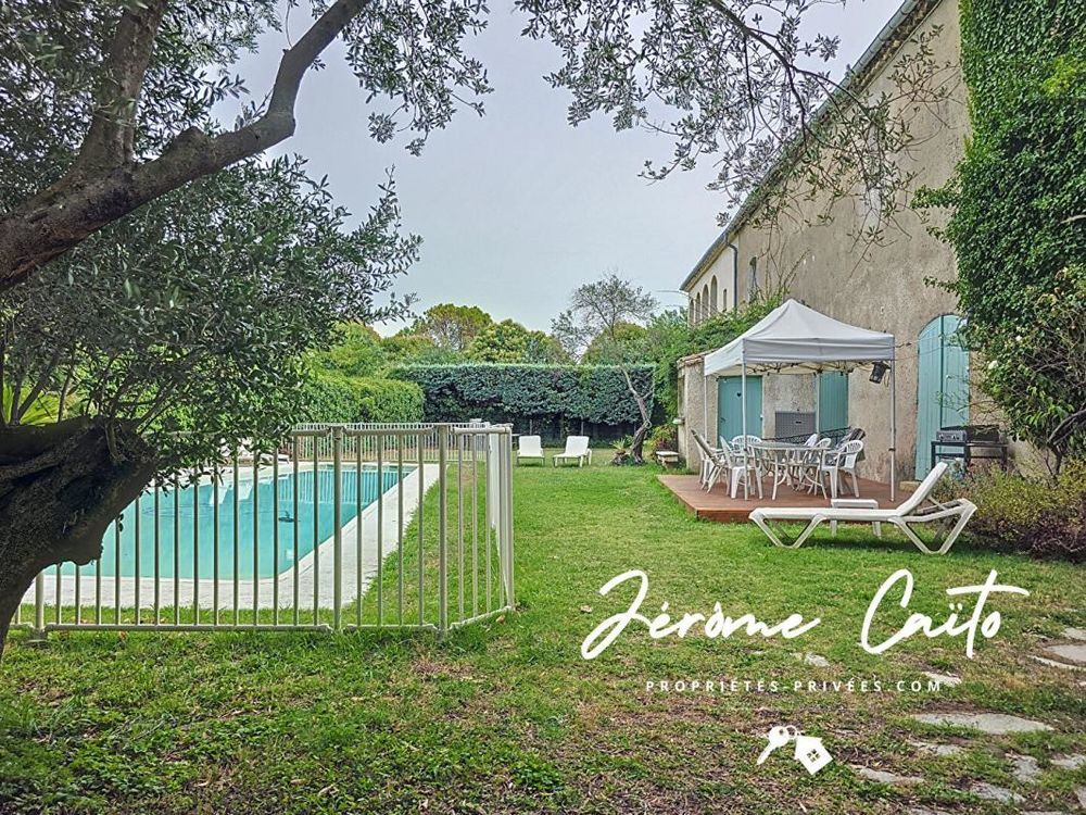 � vendre  Propri�t�/ch�teau Nimes (30900)