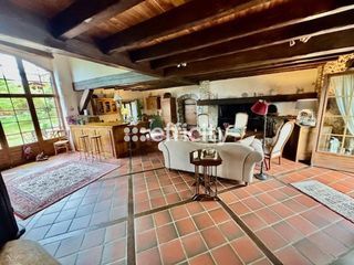  Propri�t�/ch�teau � vendre 8 pi�ces 306 m�