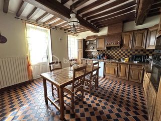  Propri�t�/ch�teau � vendre 7 pi�ces 206 m�