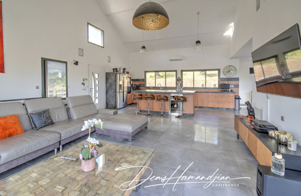 � vendre  Maison Cr�mieu (38460)