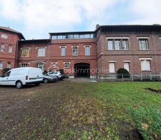  Immeuble � vendre 15 + pi�ces 1665 m�