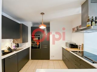  Appartement � louer 4 pi�ces 83 m�