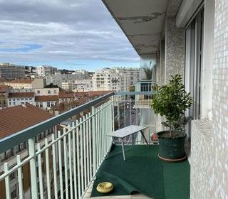  Appartement � vendre 4 pi�ces 69 m�