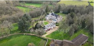  Propri�t�/ch�teau � vendre 15 + pi�ces 1500 m�