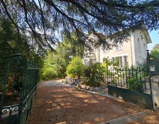  Maison � vendre 10 pi�ces 330 m�