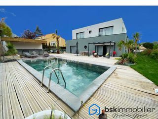  Maison � vendre 6 pi�ces 250 m�