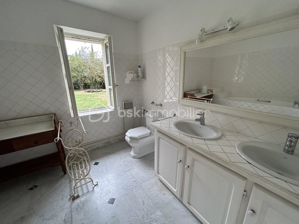 � vendre  Propri�t�/ch�teau Agen (47000)