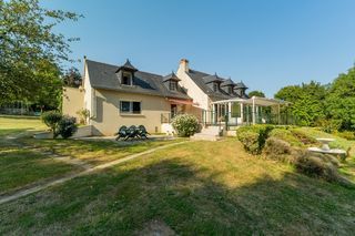  Propri�t�/ch�teau � vendre 10 pi�ces 387 m�