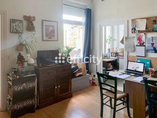  Immeuble � vendre 9 pi�ces 175 m�