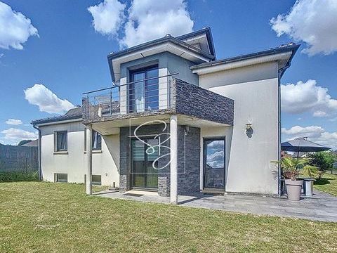   Maison contemporaine 4 chambres + bureau 10 min de Reims centre  Jardin clos Maison - 5 pi�ce(s) - 162 m�