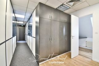  Immeuble � vendre 15 + pi�ces 517 m�